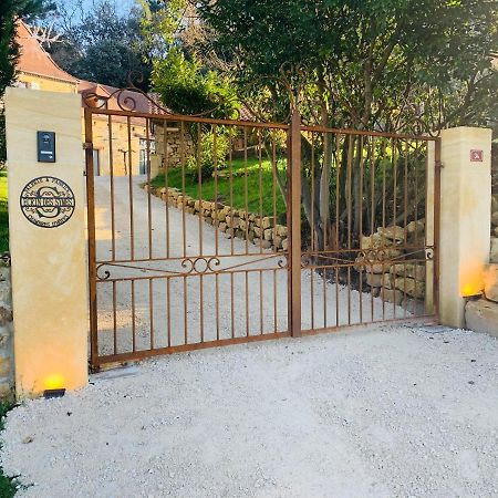 L'Ecrin Des Symes Villa Simeyrols Ngoại thất bức ảnh